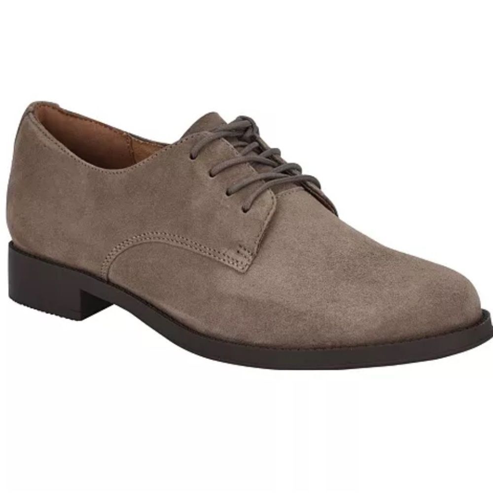 Easy Spirit Women's Rania Oxford Flat in tan